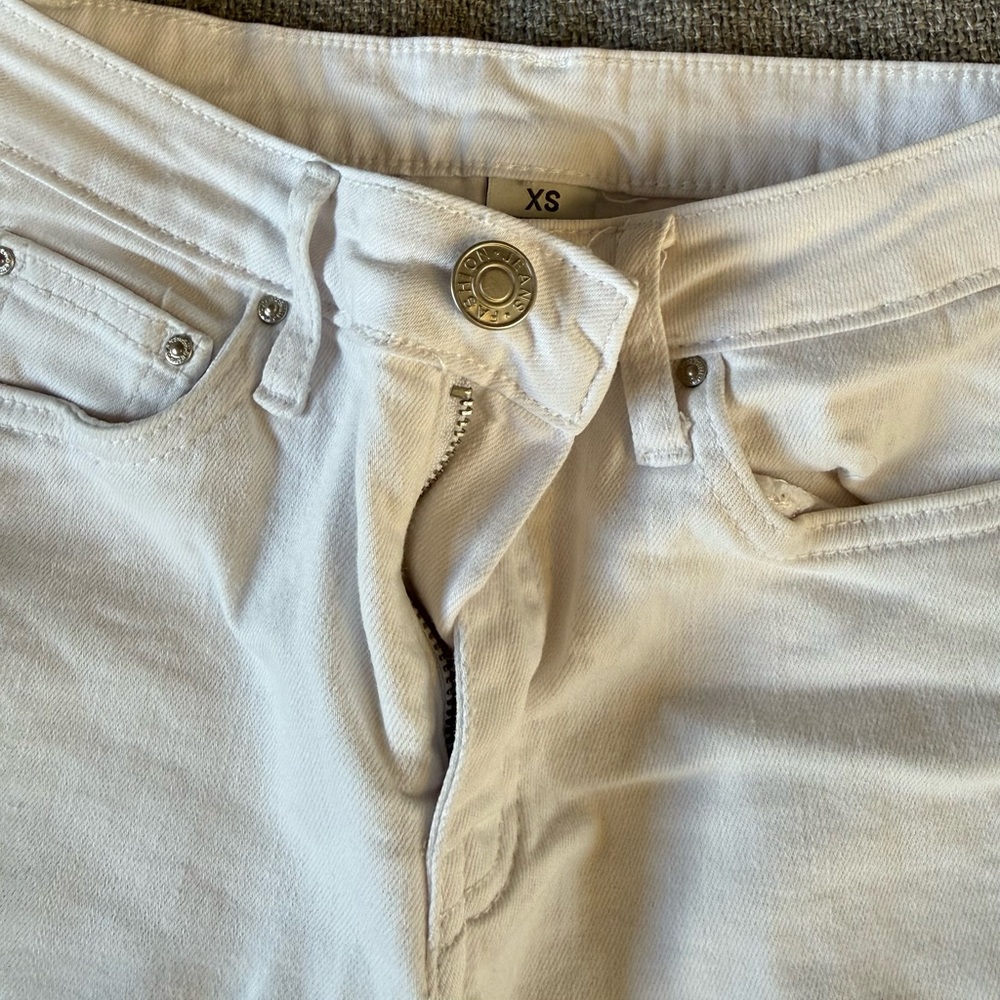 White Jeans - Picture 5 of 6